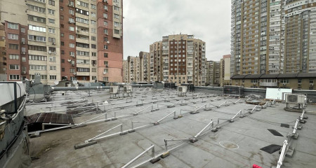 Сонячна електростанція на Оболоні