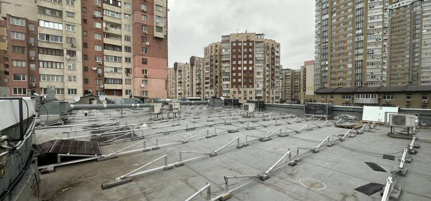 Сонячна електростанція на Оболоні